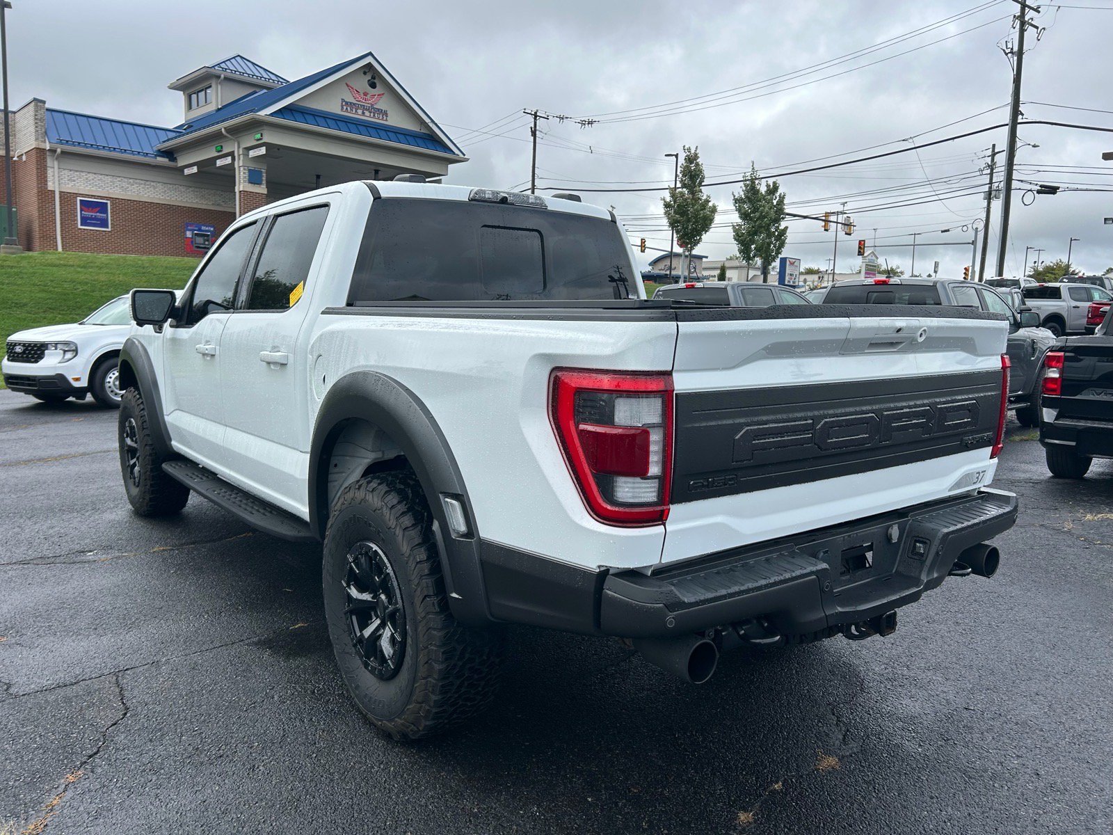 Used 2023 Ford F150 Raptor w/ Raptor 37 Performance Package AWD/4WD image 8