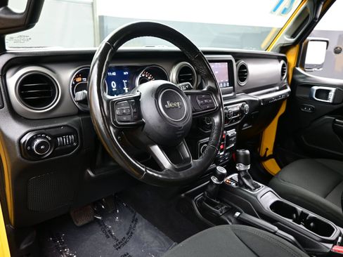 Used 2021 Jeep Wrangler Unlimited Sport AWD/4WD image 14