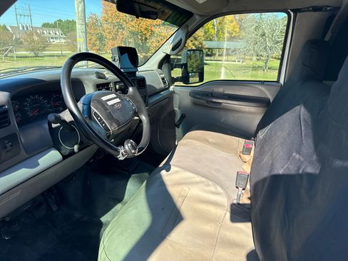 Used 2000 Ford F350 XL image 14