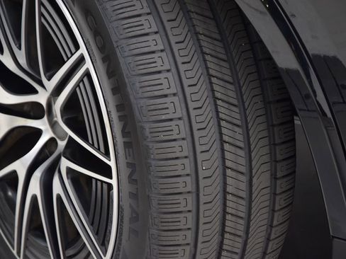 Certified 2024 Mercedes-Benz GLC 43 AMG 4MATIC image 29