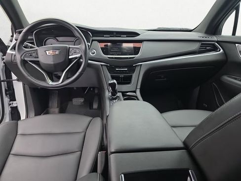 Used 2023 Cadillac XT6 Luxury FWD image 10