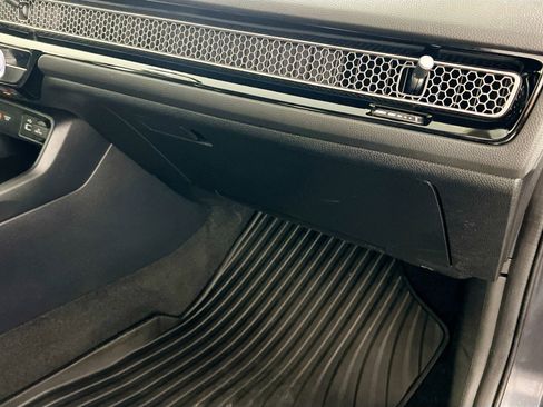 Used 2023 Honda Civic LX image 35