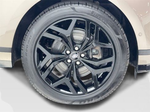 Used 2021 Land Rover Range Rover Evoque R-Dynamic SE image 52