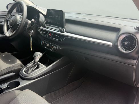 Certified 2024 Kia Forte LXS FWD image 18