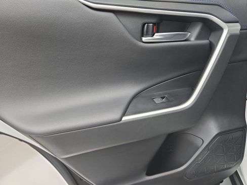 Certified 2022 Toyota RAV4 XSE AWD/4WD image 19
