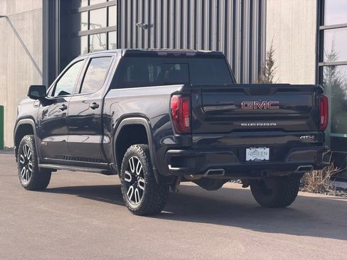 Used 2022 GMC Sierra 1500 AT4 w/ AT4 Premium Package image 3