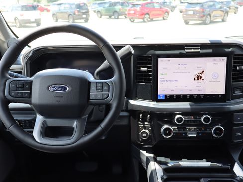 New 2025 Ford F350 Lariat w/ Black Appearance Package image 13