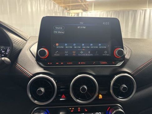 Used 2024 Nissan Sentra SR w/ SR Premium Package image 18