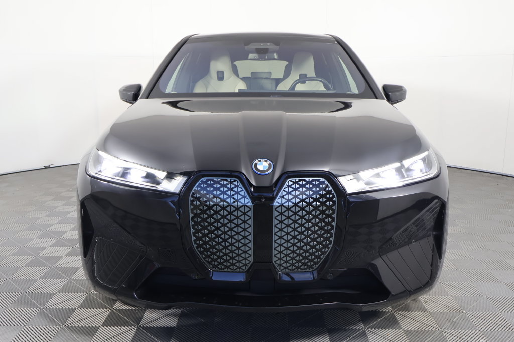 Certified 2024 BMW iX xDrive50 w/ Sport Package AWD/4WD image 2