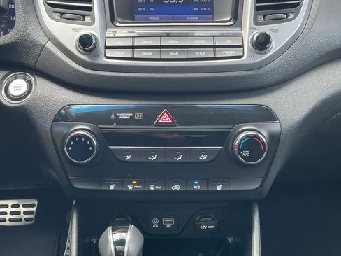 Used 2017 Hyundai Tucson Night w/ Cargo Package FWD image 17