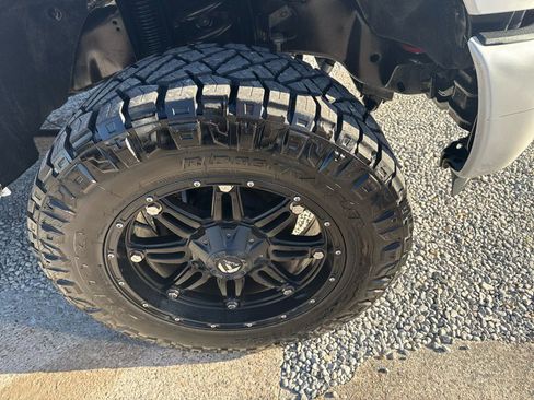 Used 2016 Ford F250 Platinum w/ FX4 Off-Road Package image 7