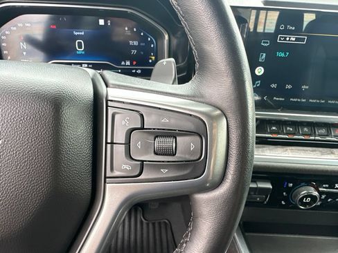 Used 2022 Chevrolet Silverado 1500 LTZ w/ Technology Package AWD/4WD image 10
