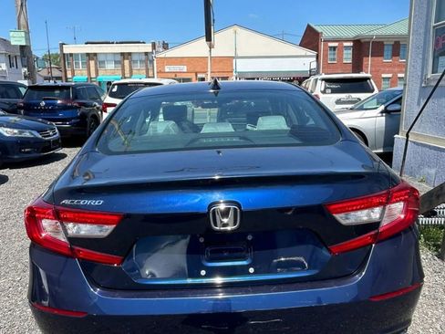 Used 2019 Honda Accord LX image 9