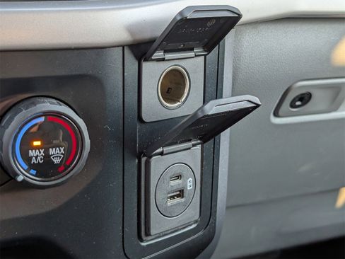 Used 2023 Ford F150 XLT image 18