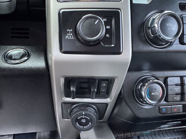 Used 2021 Ford F350 Lariat AWD/4WD image 29