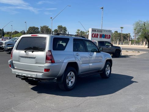 Used 2004 Toyota 4Runner SR5 image 5