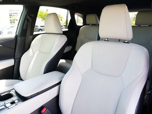 Used 2023 Lexus RX 350 Premium w/ Accessory Package (Z1) image 23