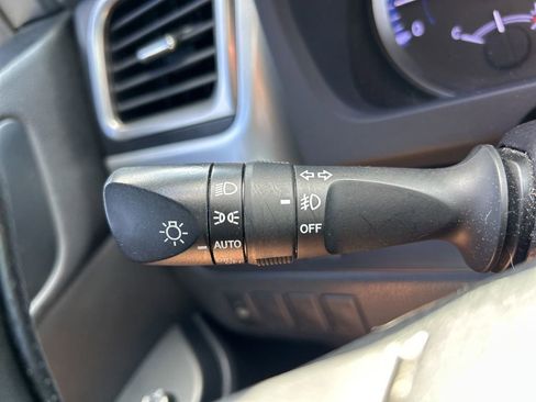 Used 2018 Toyota Highlander Plus image 28