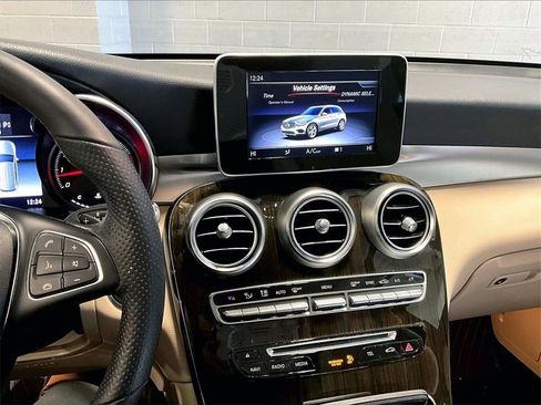 Used 2019 Mercedes-Benz GLC 300 GLC 300 image 10