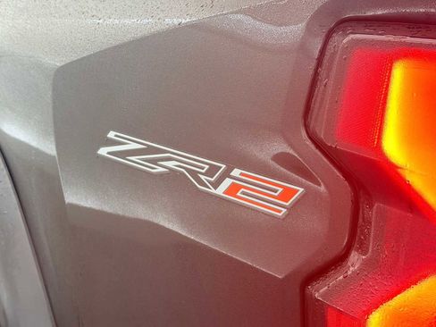 Used 2024 Chevrolet Colorado ZR2 w/ Technology Package image 10