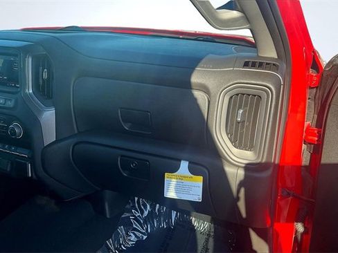 Used 2024 Chevrolet Silverado 1500 Custom image 17