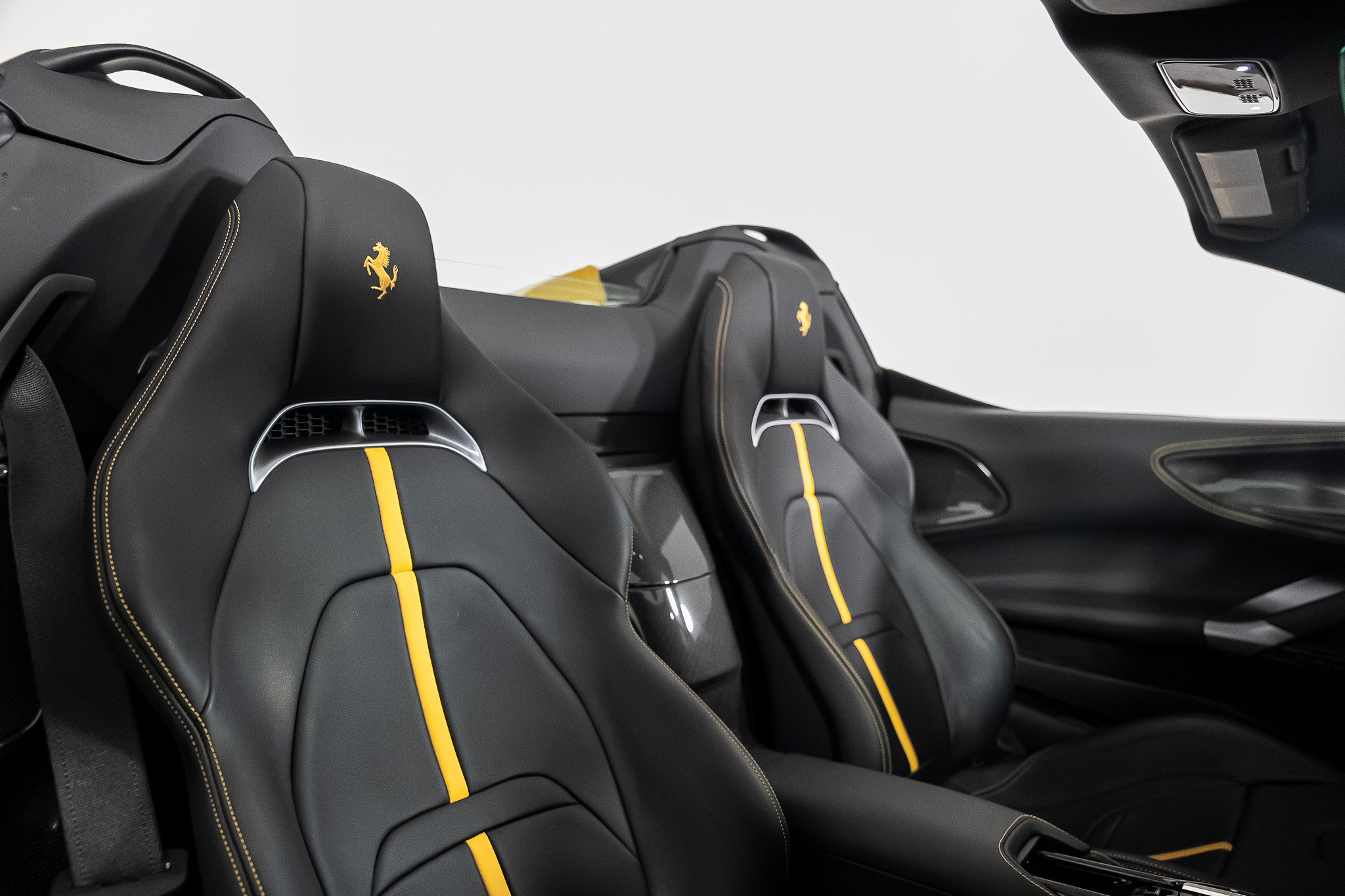 Used 2024 Ferrari SF90 Spider AWD/4WD image 41