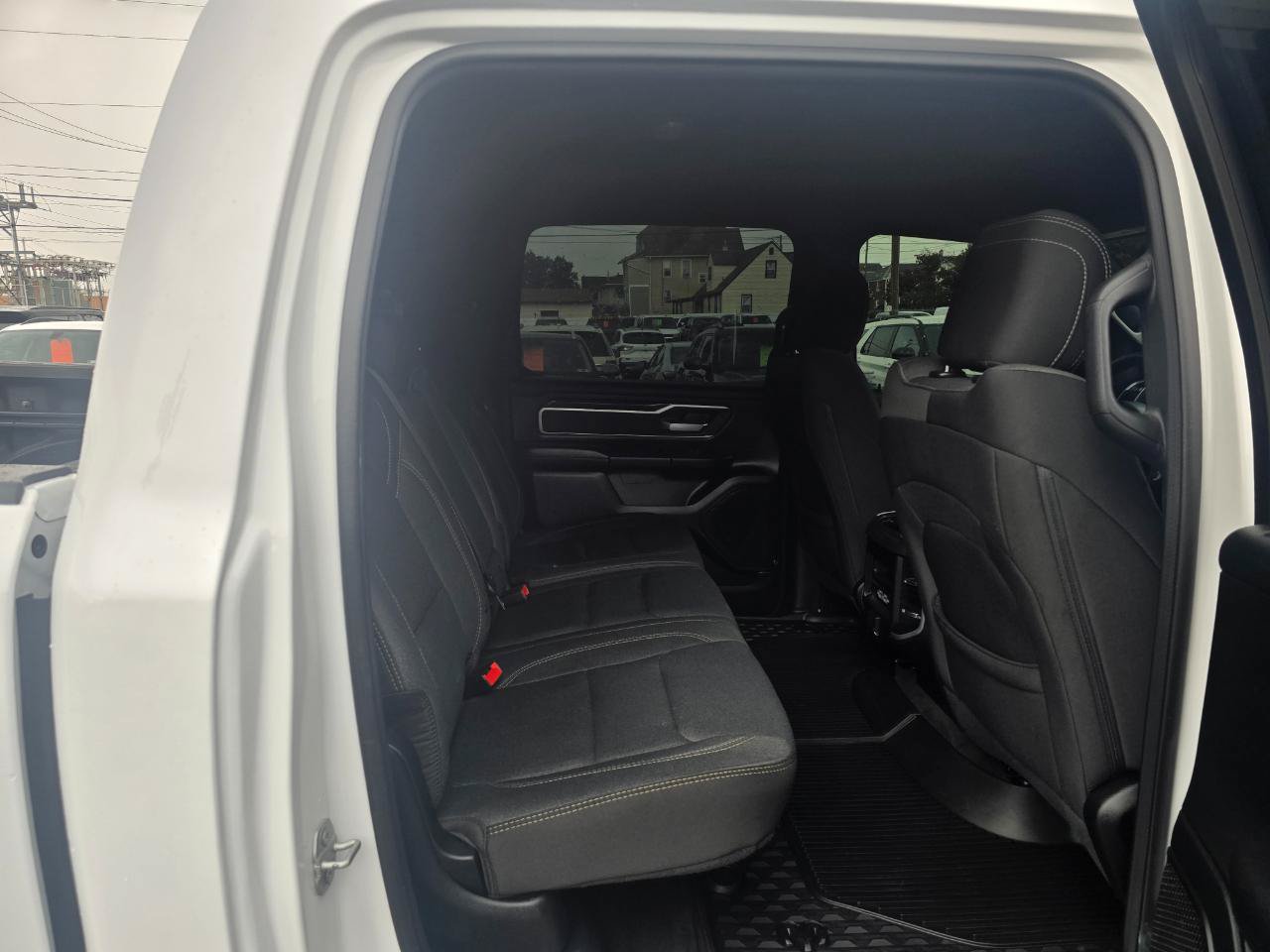 Used 2020 RAM 1500 Big Horn AWD/4WD image 15