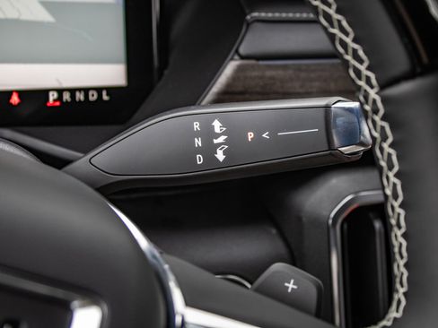 New 2026 GMC Acadia Denali Ultimate w/ LPO, All-Weather Package image 33