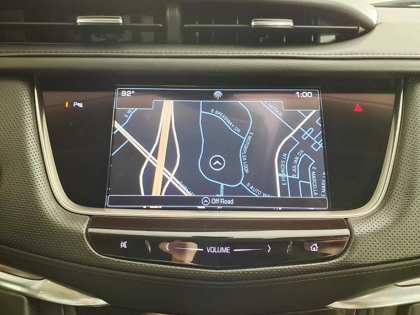 Used 2017 Cadillac XT5 Luxury FWD image 18
