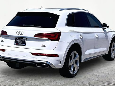 Used 2023 Audi Q5 2.0T Premium Plus w/ Premium Plus Package AWD/4WD image 2