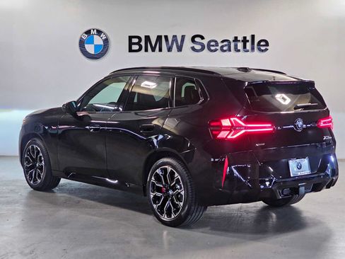 Used 2025 BMW X3 xDrive30i w/ Premium Package AWD/4WD image 4