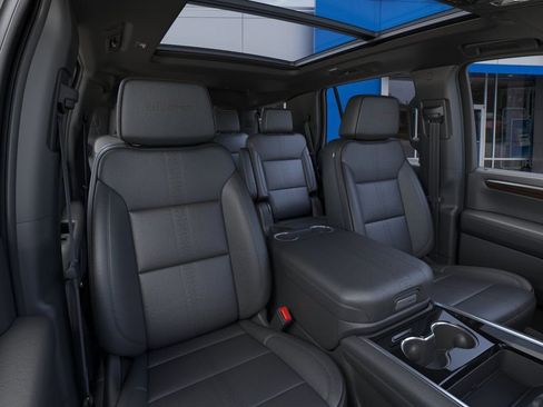New 2026 Chevrolet Tahoe High Country AWD/4WD image 16
