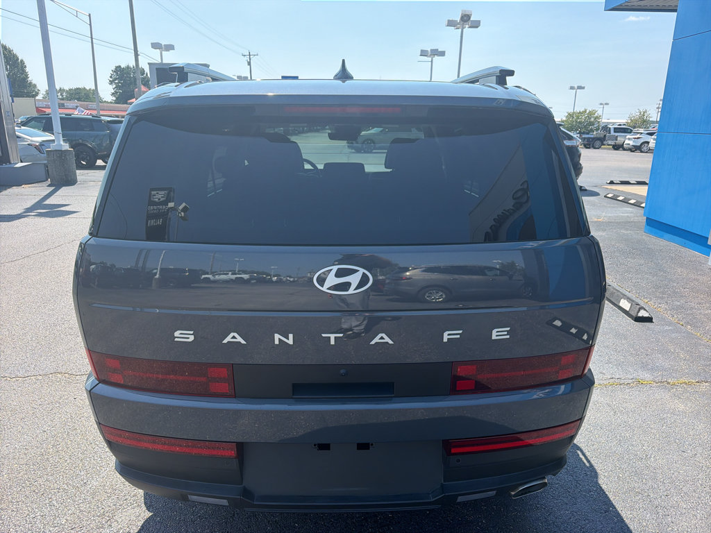 Used 2026 Hyundai Santa Fe SEL FWD image 5