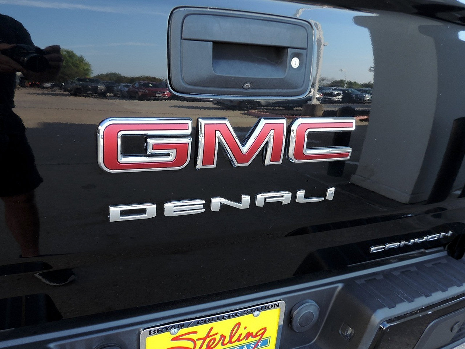 Used 2021 GMC Canyon Denali AWD/4WD image 12