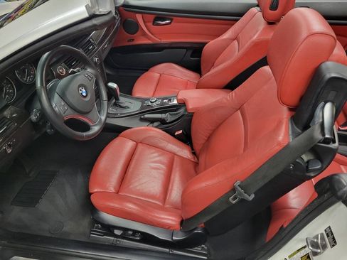 Used 2011 BMW 328i Convertible w/ Premium Pkg RWD image 21