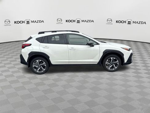 Used 2024 Subaru Crosstrek 2.0i Premium AWD/4WD image 8
