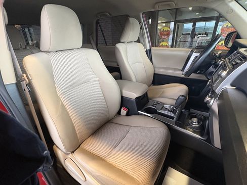 Used 2018 Toyota 4Runner SR5 image 28