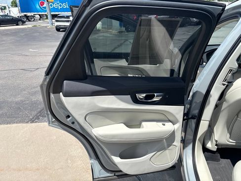 Certified 2025 Volvo XC60 T8 Plus w/ Protection Package Premier AWD/4WD image 30