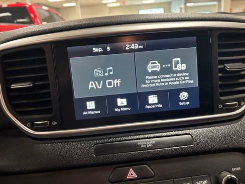 Used 2020 Kia Sportage LX AWD/4WD image 13