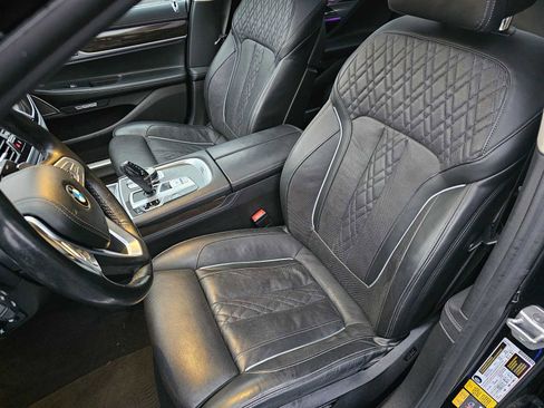 Used 2018 BMW 740e xDrive image 20