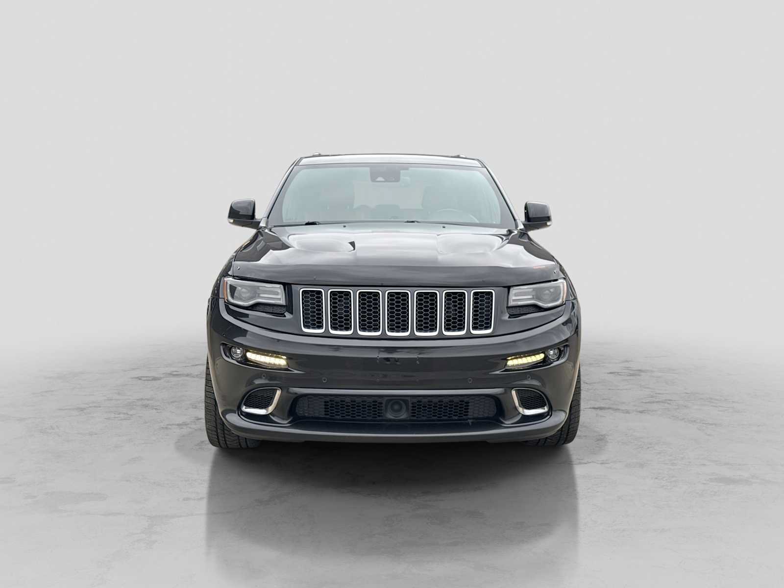 Used 2016 Jeep Grand Cherokee SRT AWD/4WD image 9