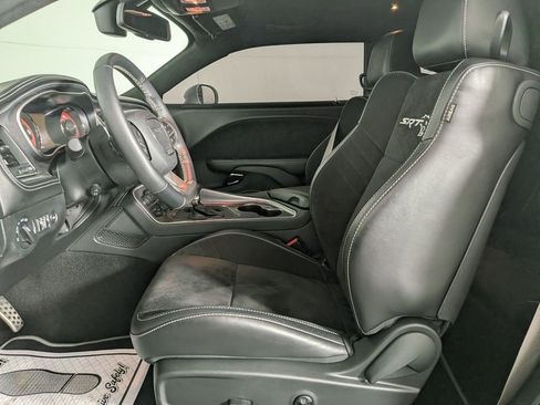 Used 2023 Dodge Challenger SRT Hellcat image 17