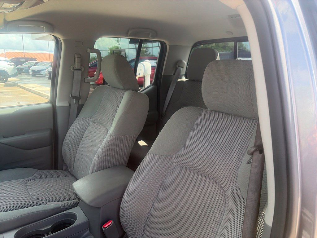 Used 2018 Nissan Frontier SV w/ Value Truck Package RWD image 29