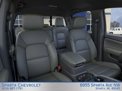 New 2026 Chevrolet Colorado ZR2 w/ Technology Package AWD/4WD image 16