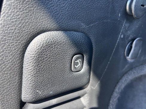 Used 2021 Jeep Grand Cherokee Overland image 5