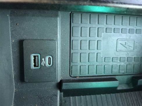 Used 2022 Ford F450 Lariat w/ Lariat Ultimate Package image 23