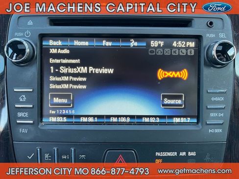 Used 2017 Chevrolet Traverse LT image 14