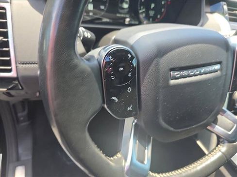 Used 2019 Land Rover Discovery HSE AWD/4WD image 17