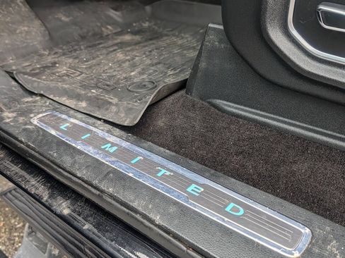 Used 2018 Ford F150 Limited AWD/4WD image 25