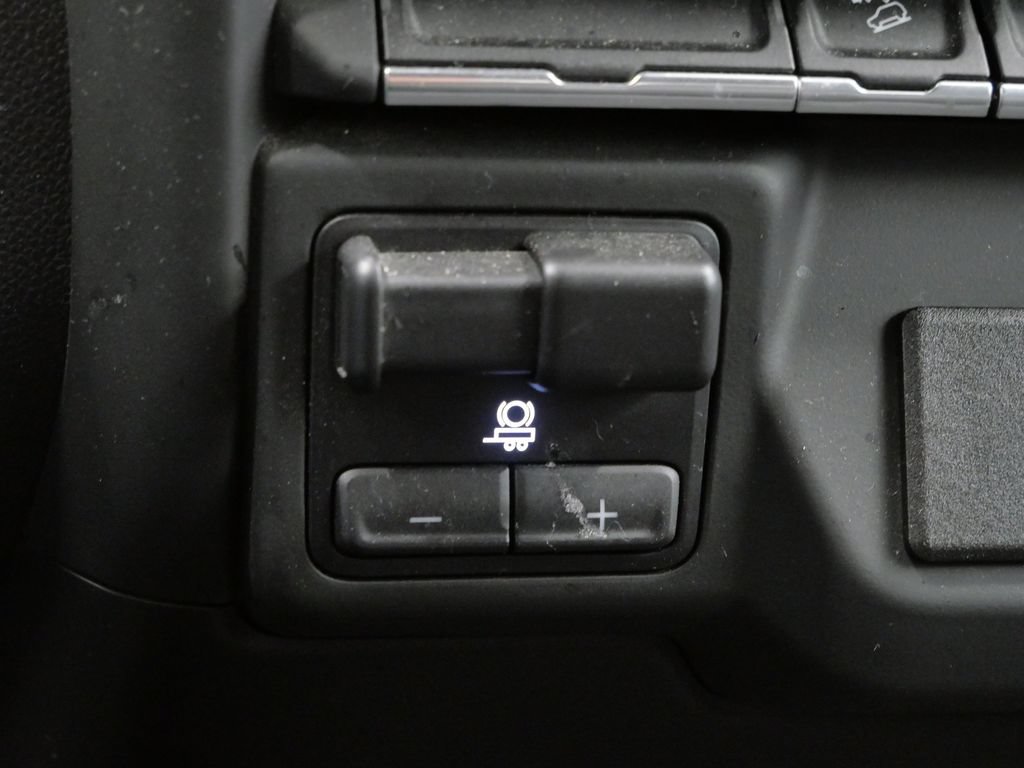 Used 2020 Chevrolet Silverado 1500 Custom Trail Boss w/ Custom Convenience Package AWD/4WD image 29